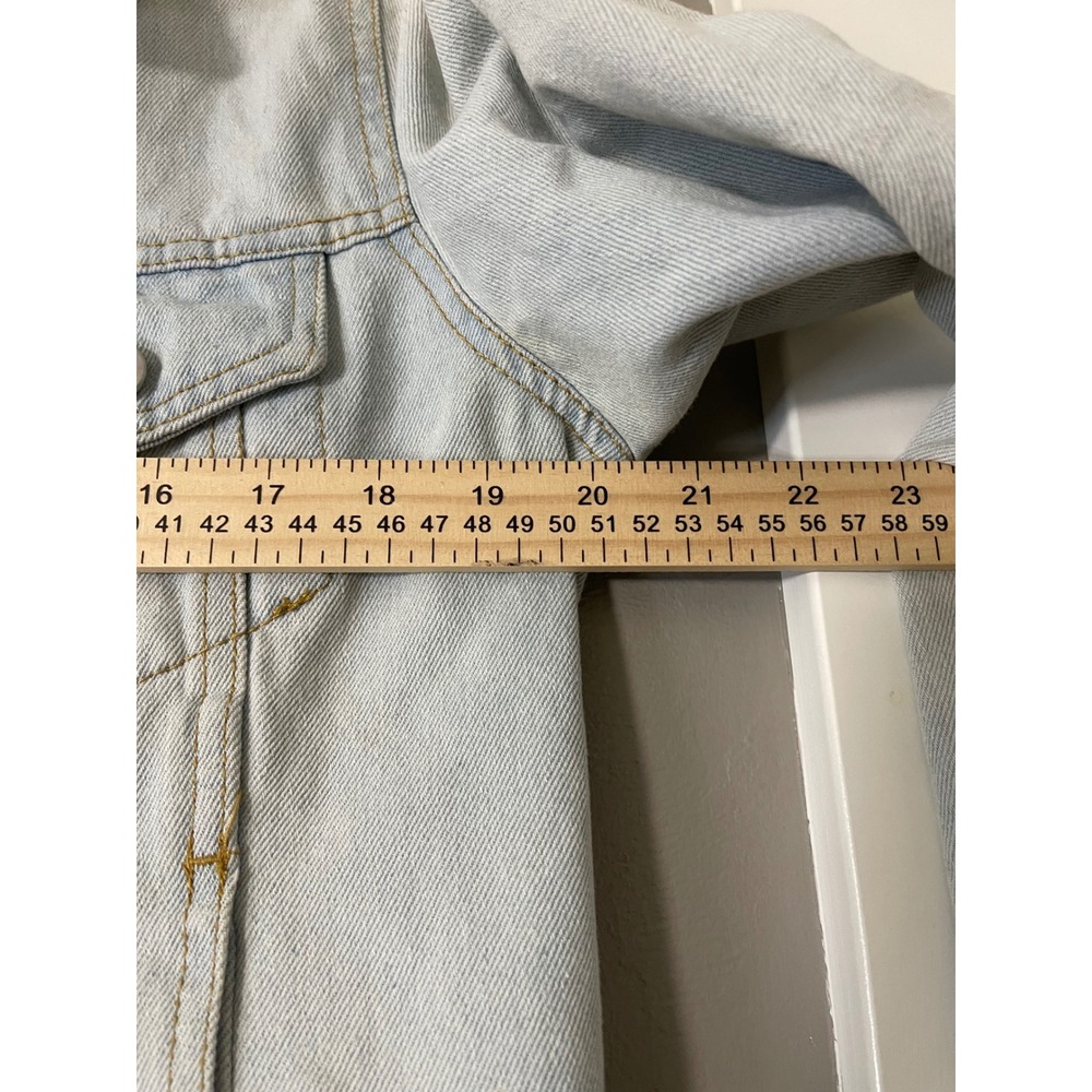 Ashley-Vintage Charm Womens Light Wash Denim Trucker Jacket Blue Size M - Picture 4 of 10